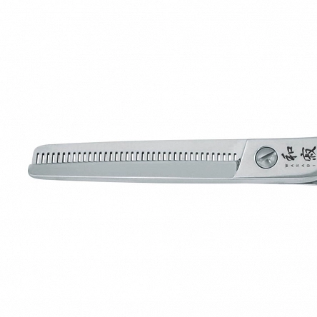 Degażówki Kasho Wasabi, fryzjerskie proste 38 zębów, typ B, rozmiar 5.5'' Degażówki fryzjerskie Kasho 4901601596052