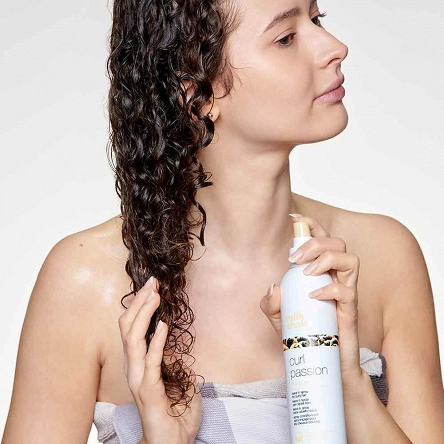 Odżywka bez spłukiwania Milk Shake Curl Passion Leave in do loków i włosów kręconych 300 Milk Shake 8032274105565