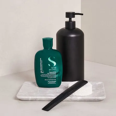 Szampon Alfaparf Semi Di Lino RECONSTRUCTION regenerujący włosy zniszczone 250ml Szampon regenerujący włosy Alfaparf 8022297175294