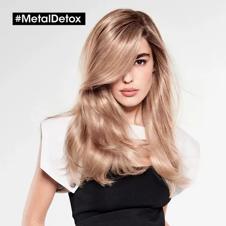 Spray Loreal Metal Detox zabezpieczający włosy przed koloryzacją i dekoloryzacją 500ml Dekoloryzatory L'Oreal Professionnel 30164840