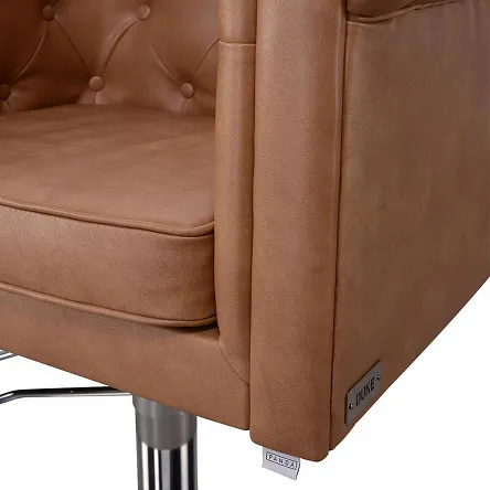 Fotel fryzjerski Panda DUKE w stylu Chesterfield Fotele fryzjerskie Panda  