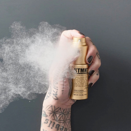 Puder STMNT Spray Powder, w sprayu nadający objętość do włosów 4g Puder do włosów męski STMNT 4045787575101
