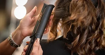 Prostownica do fal i loków – która najlepsza? Ranking TOP10